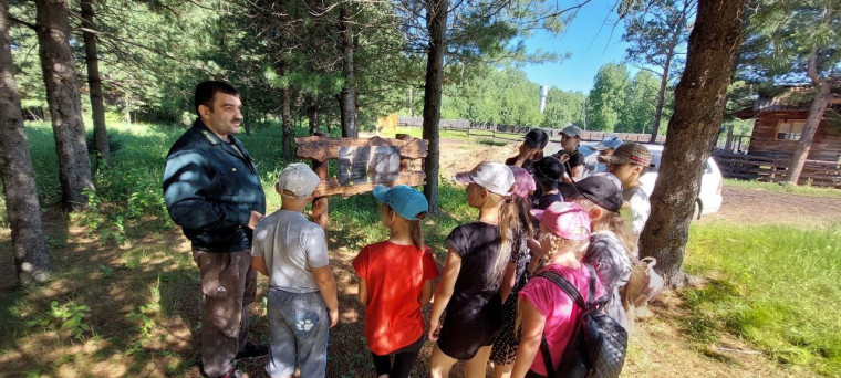 Экскурсия по территории Саянского лесничества.